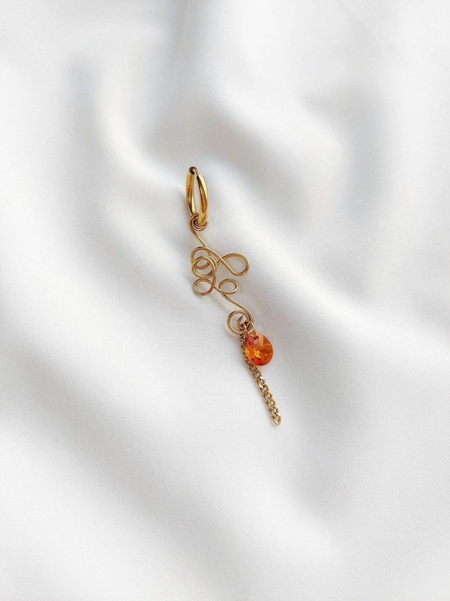 INFINITY single loop scroll and crystal