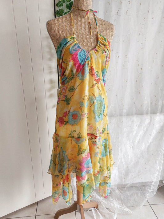 SOLARIA colourful yellow dress with floral pattern and embroidery Size 42/44