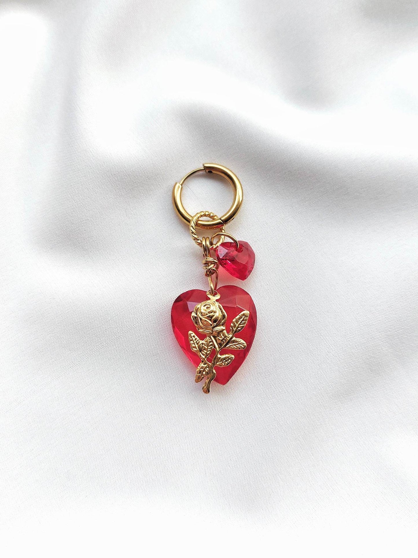 PASSIONATA gold and red single loop earring