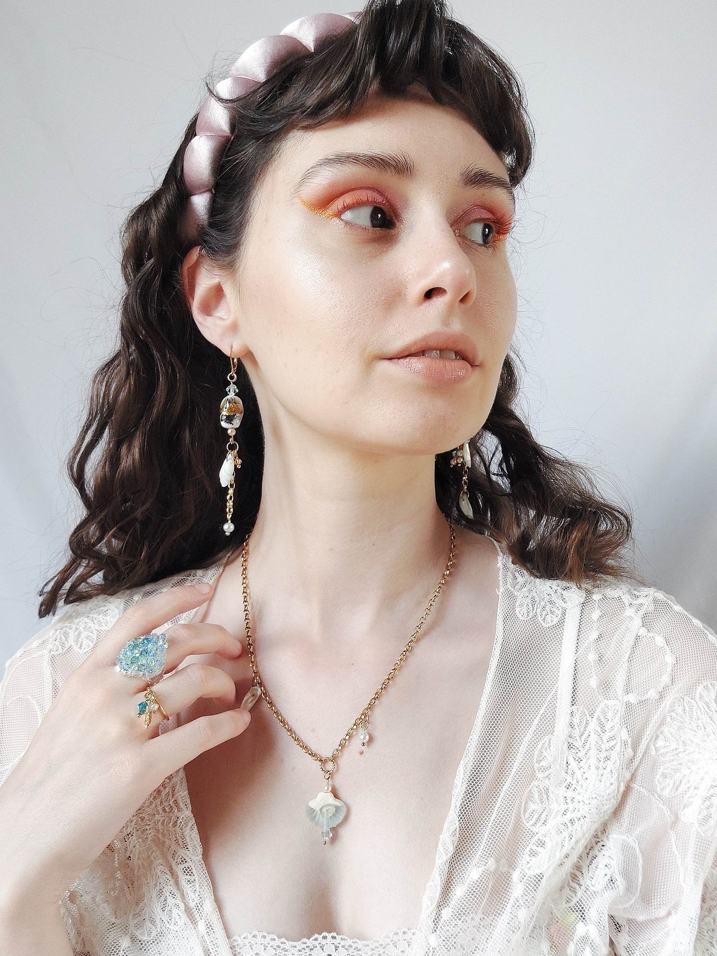 VARUNA Shell Pendant Necklace