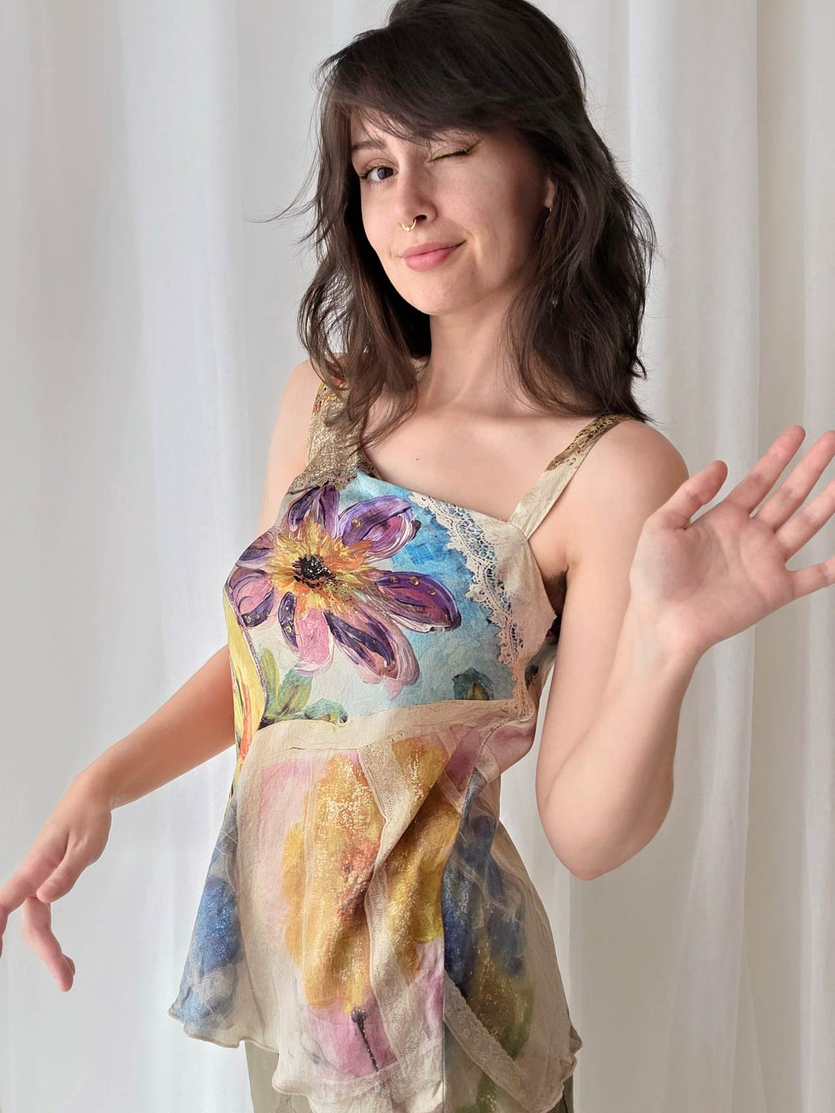 VENUS top asymétrique romantique en soie T.36/38