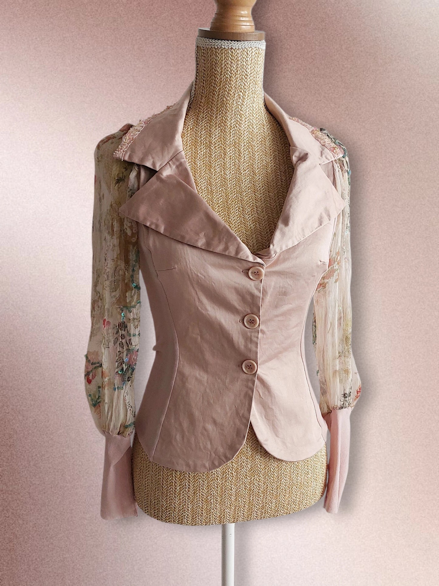 DAMASCENA veste haut rose poudré avec broderies T.36/38