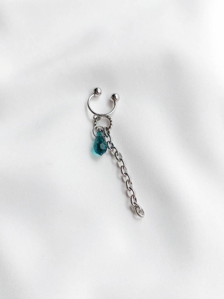 ABYSSES silver ear cuff with drop