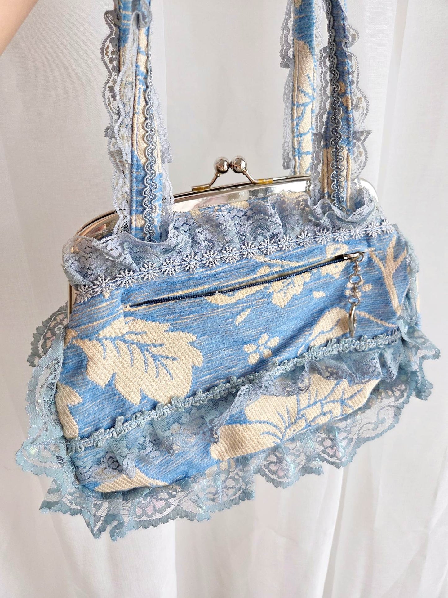 HORTENSIA embroidered pink shoulder bag with flowers