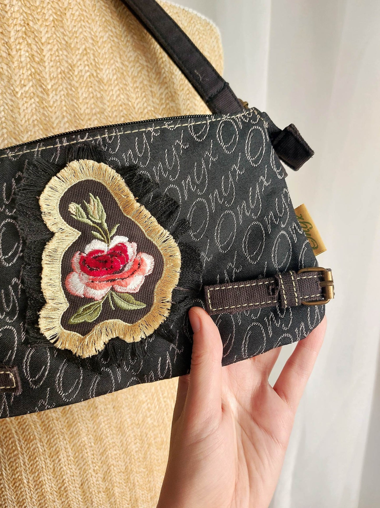 AMARANTE sac à main noir Onyx avec fleur