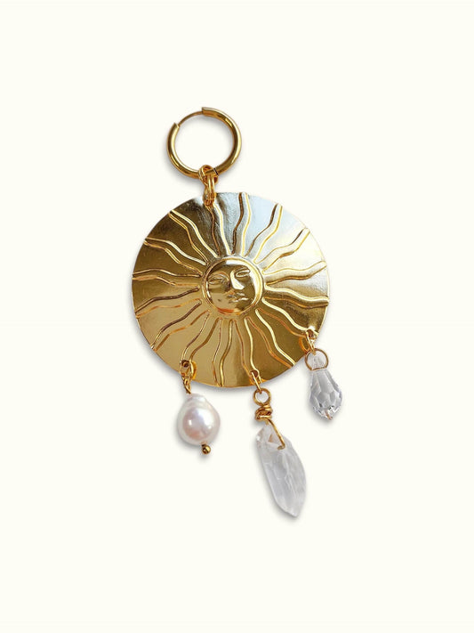APOTHEOSIS single-loop medallion sun