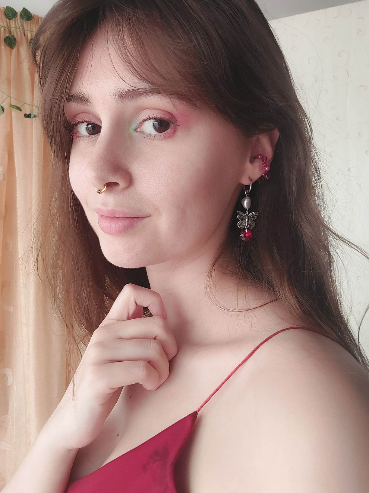 GRENADE gold and red earcuff