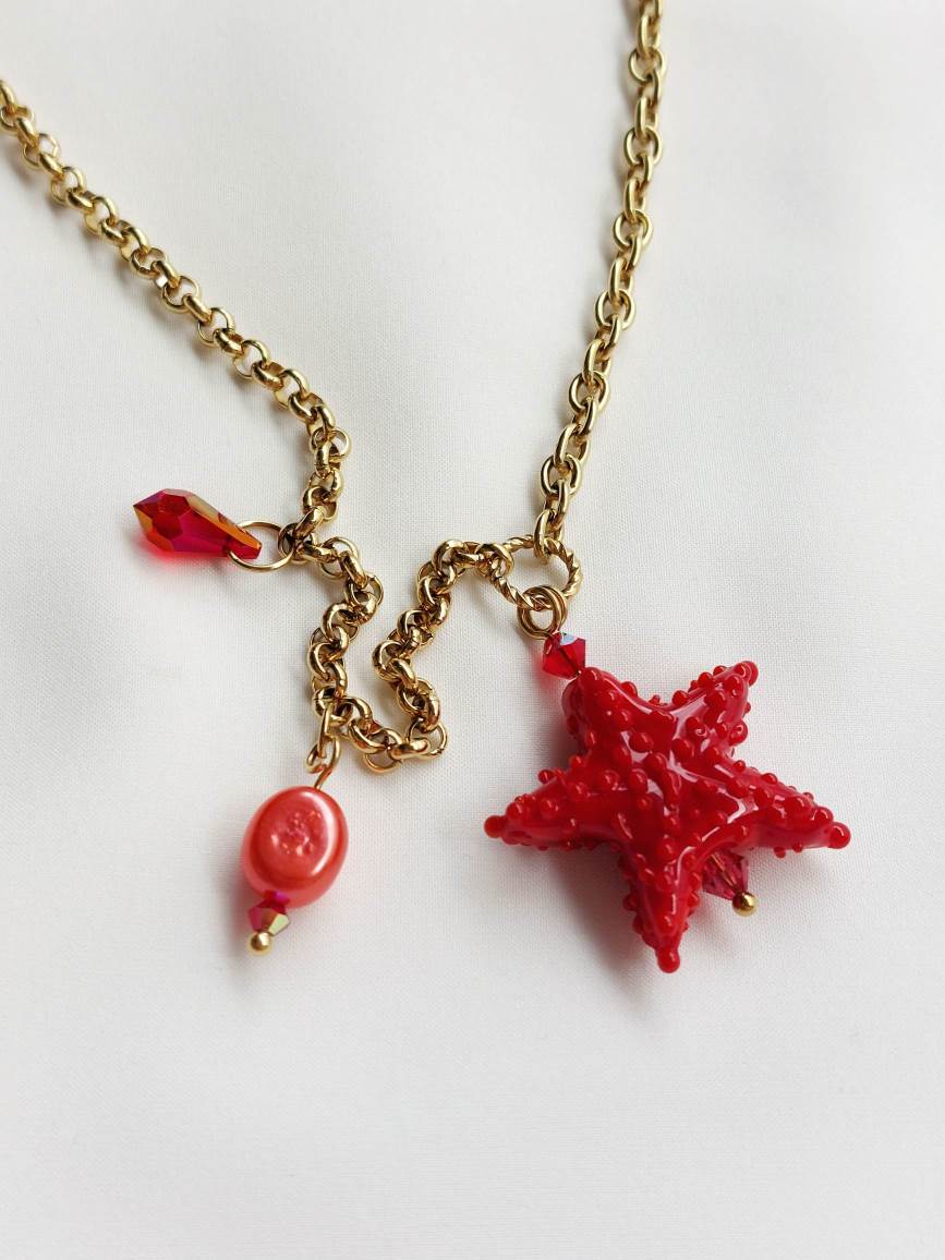 CORALIA red starfish necklace