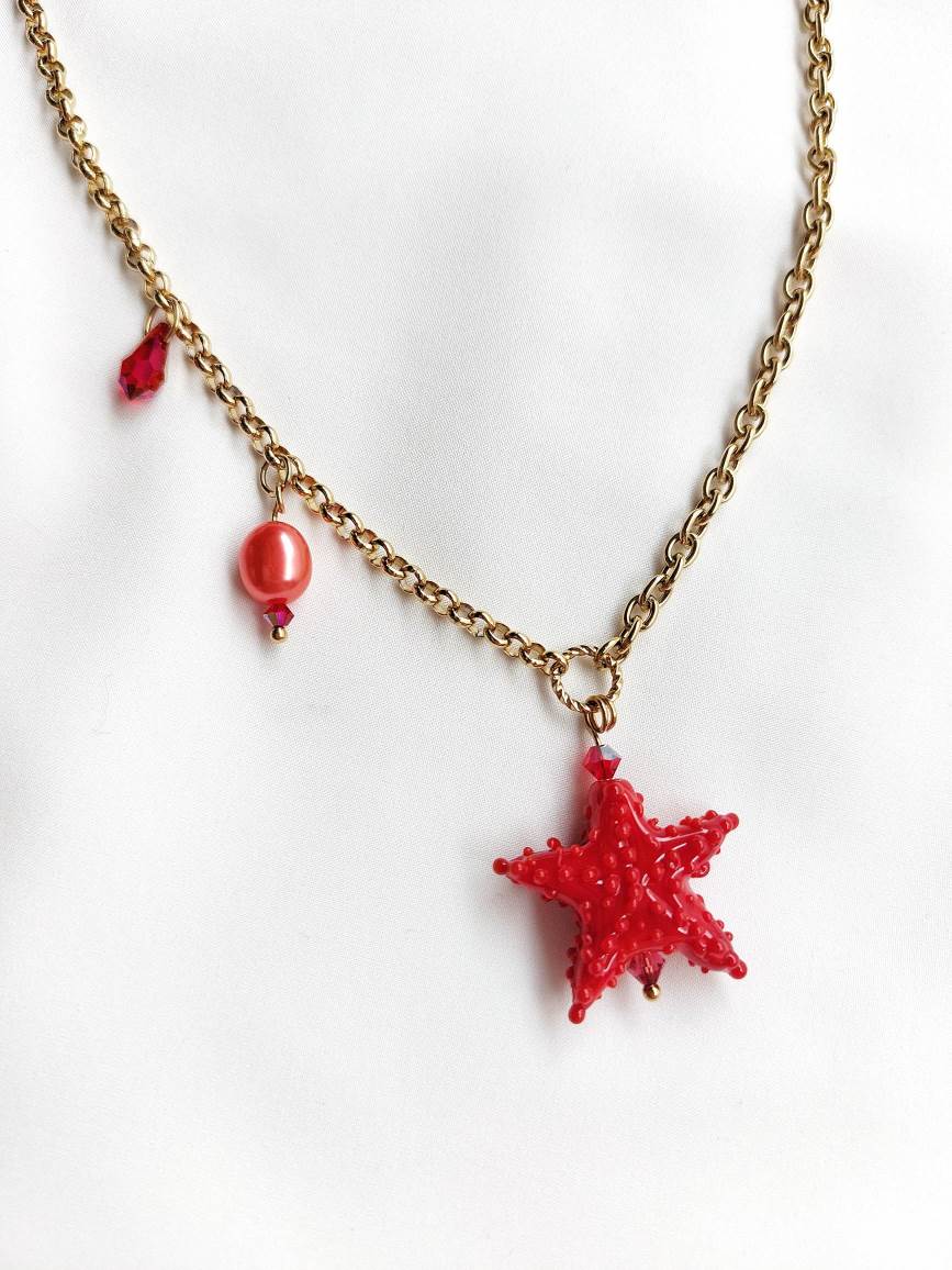 CORALIA red starfish necklace