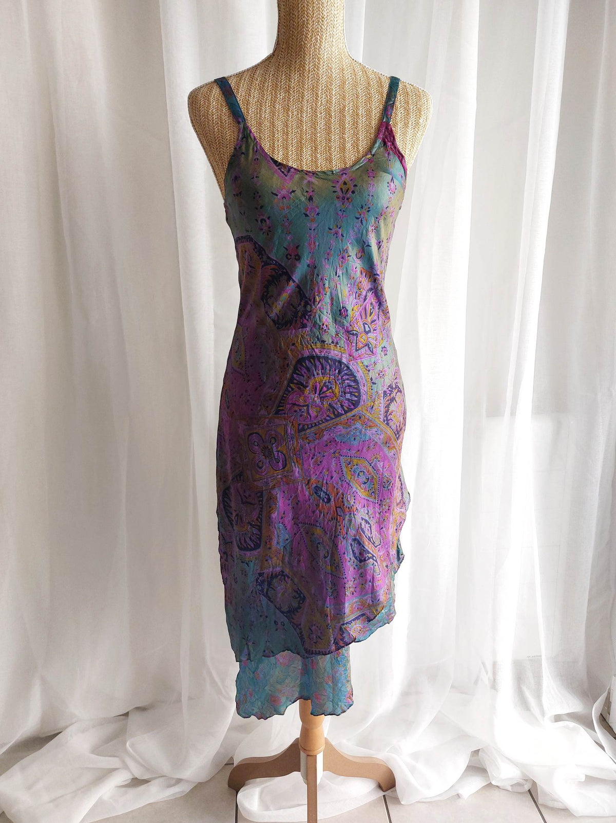 CORDELIA robe longue violette en soie T.38