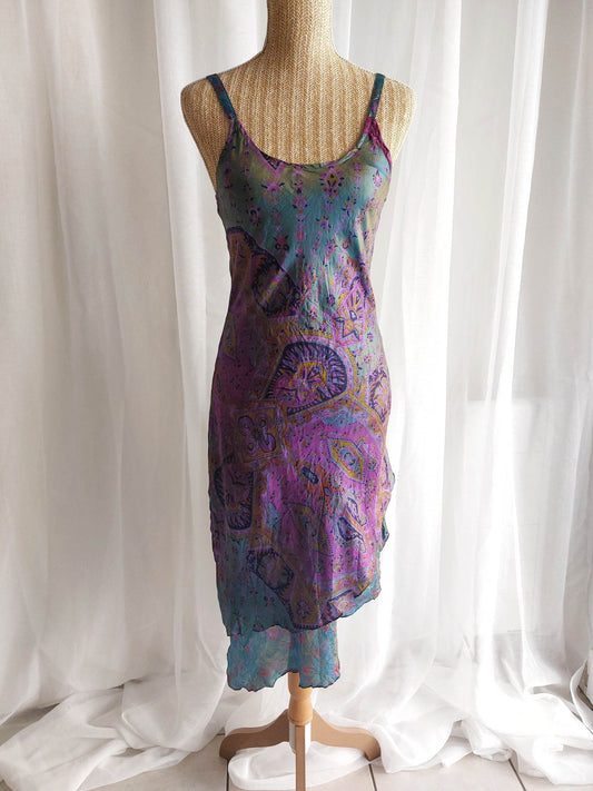 SAFRAN Red camisole with patterns and embroidery Size 36/38