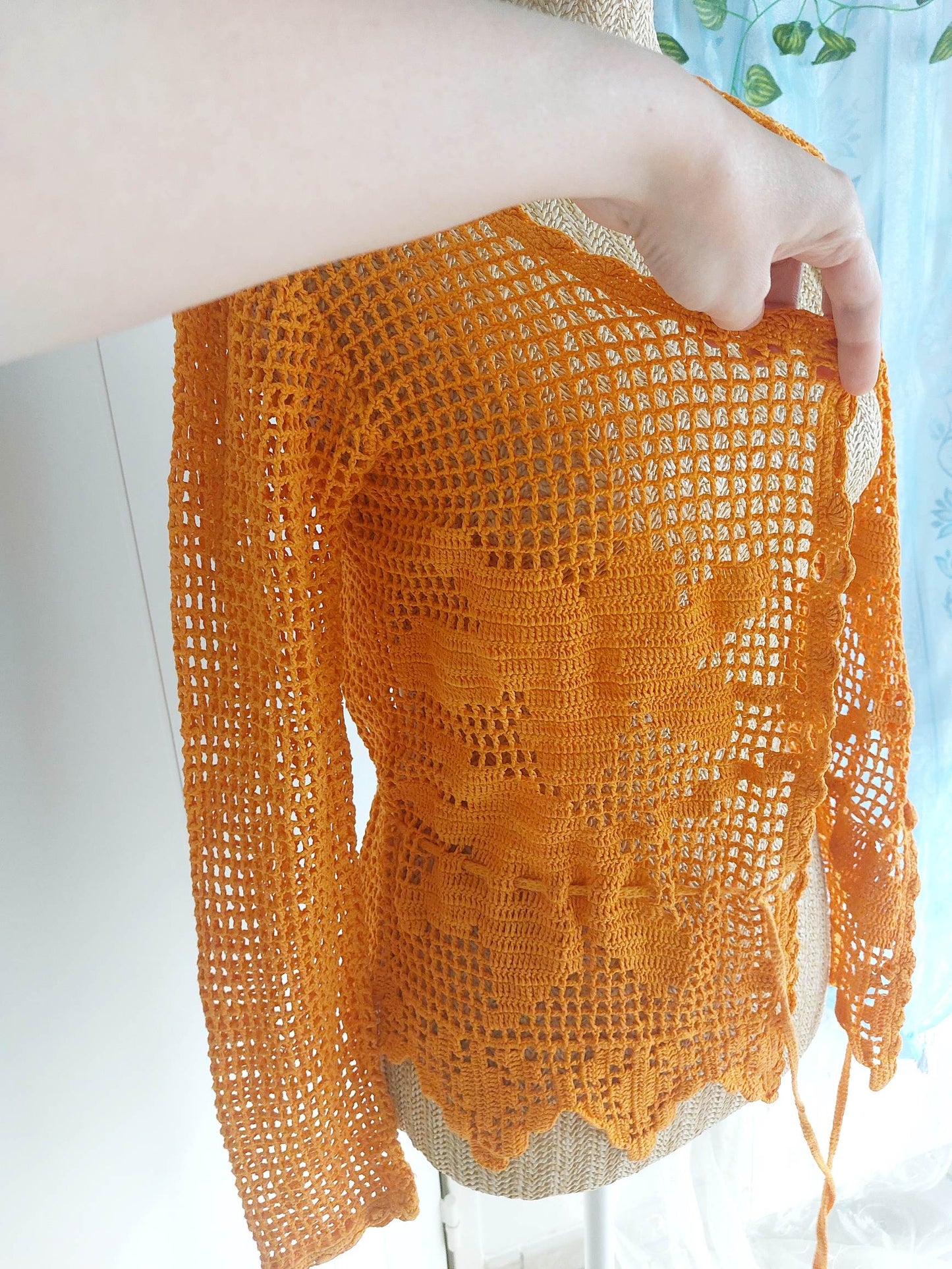 VITAMINE orange crochet cardigan size 38