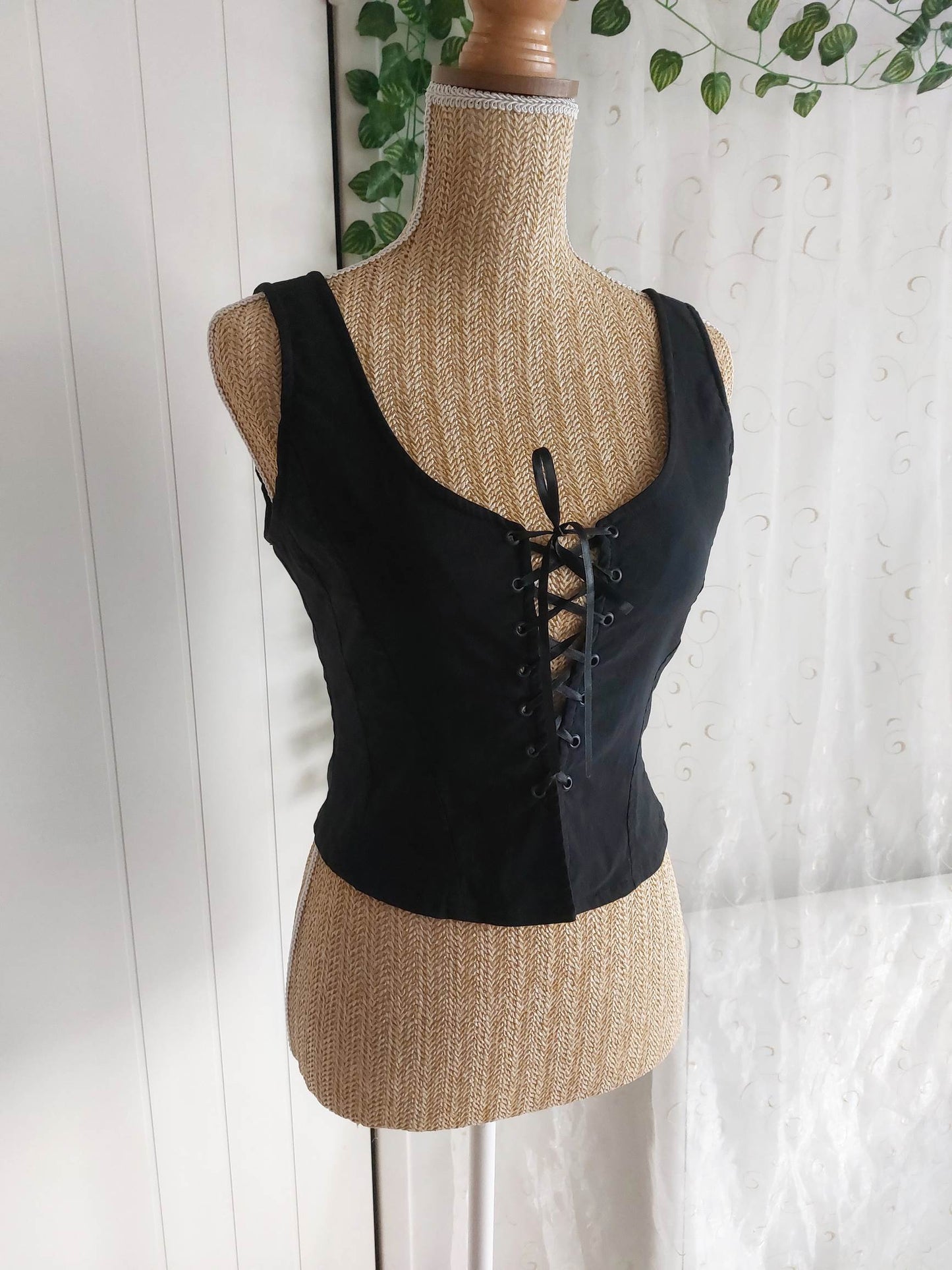 ONYX black corset top size S