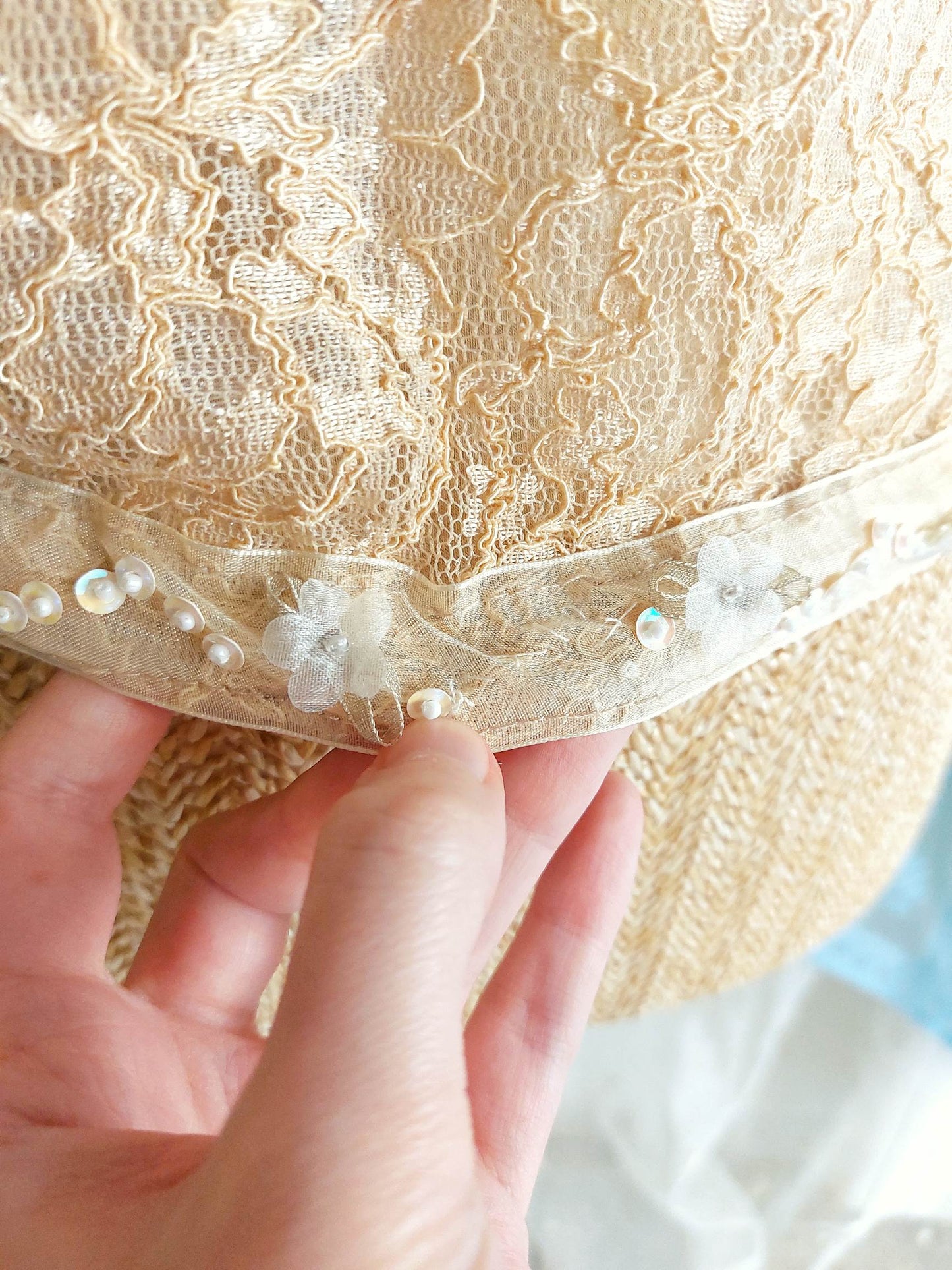 VANILLE cream gold embroidered lace camisole size 36