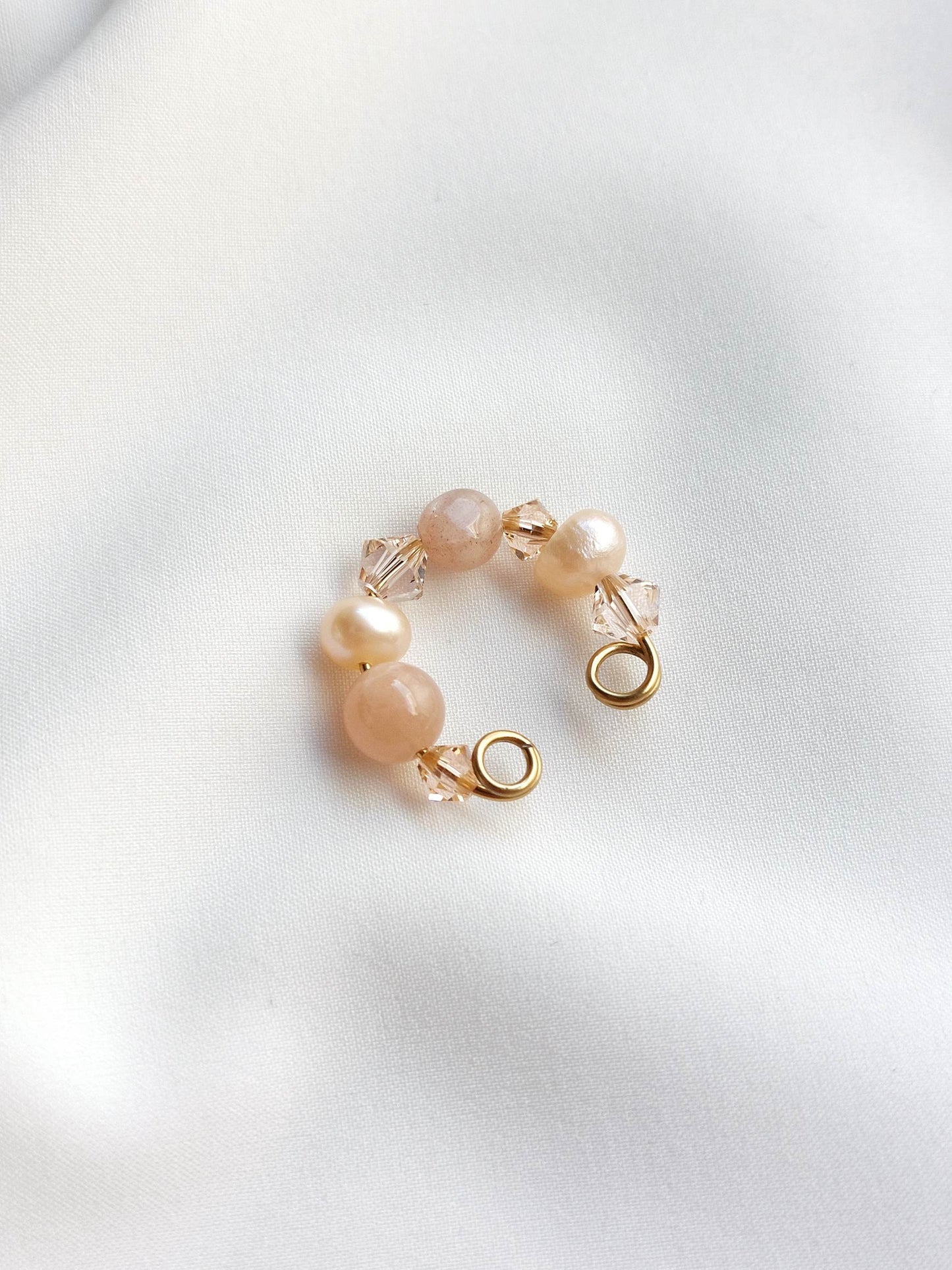 GRENADE gold and red earcuff