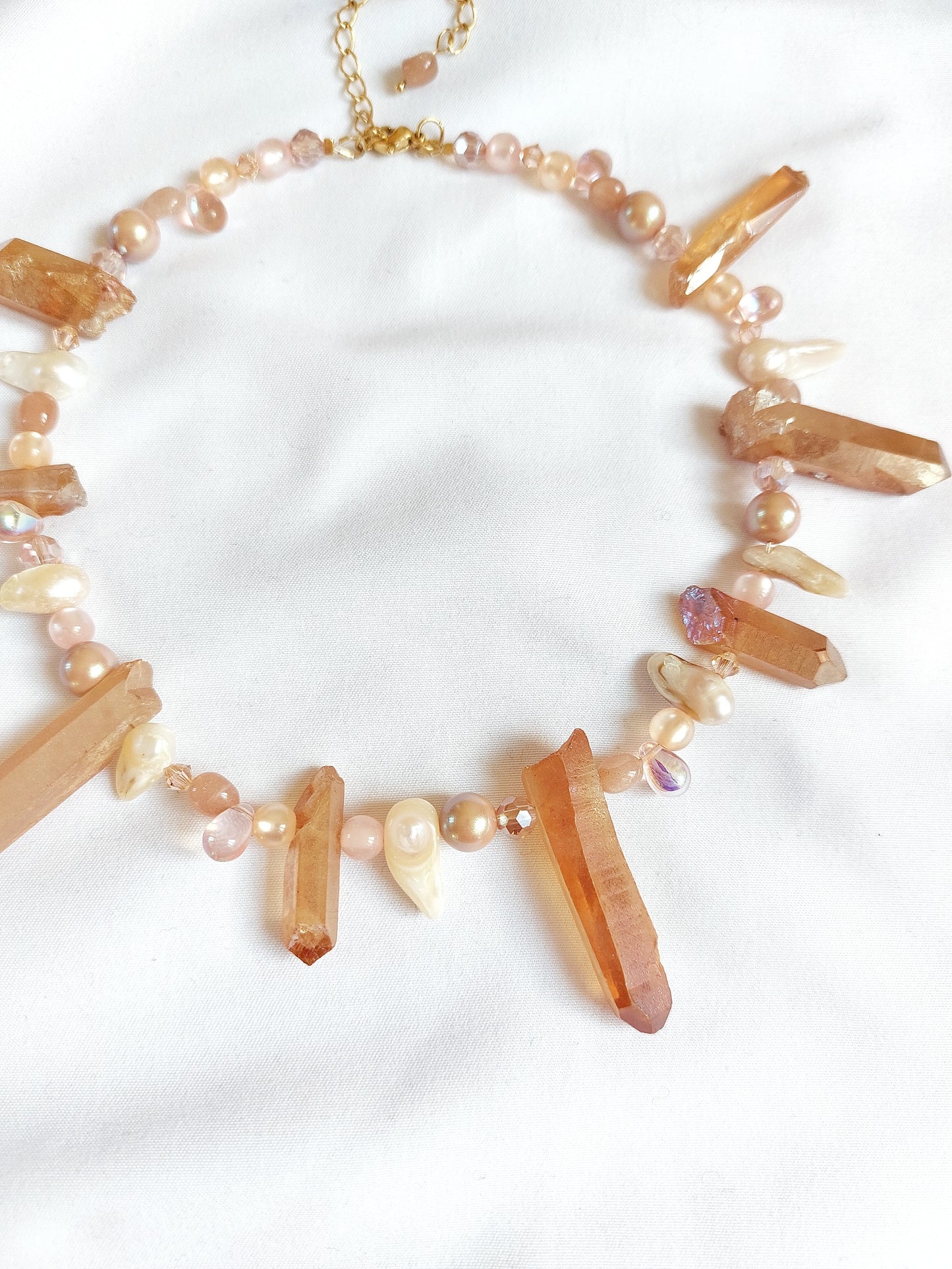 ECHO rock crystal peach necklace