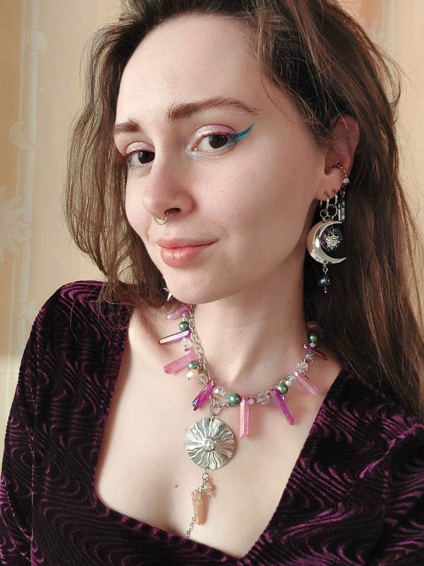 ECLIPSE single moon earring