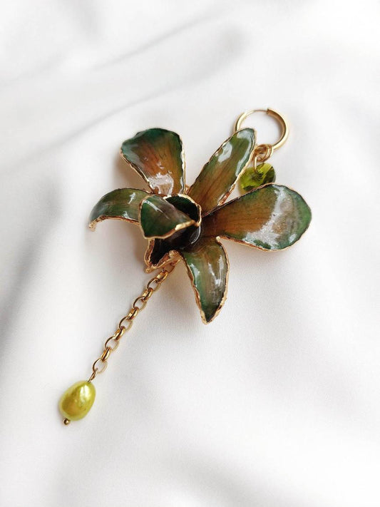 ÉCLOSION green-gold orchid 3-in-1 modular single hoop earring