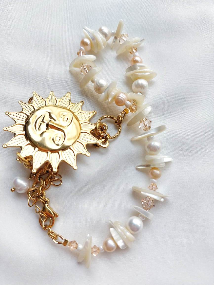 EMBLA large sun necklace