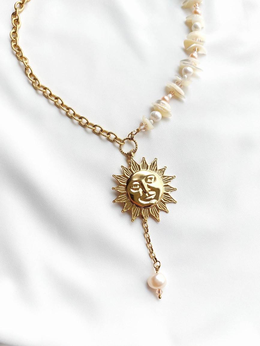 EMBLA large sun necklace