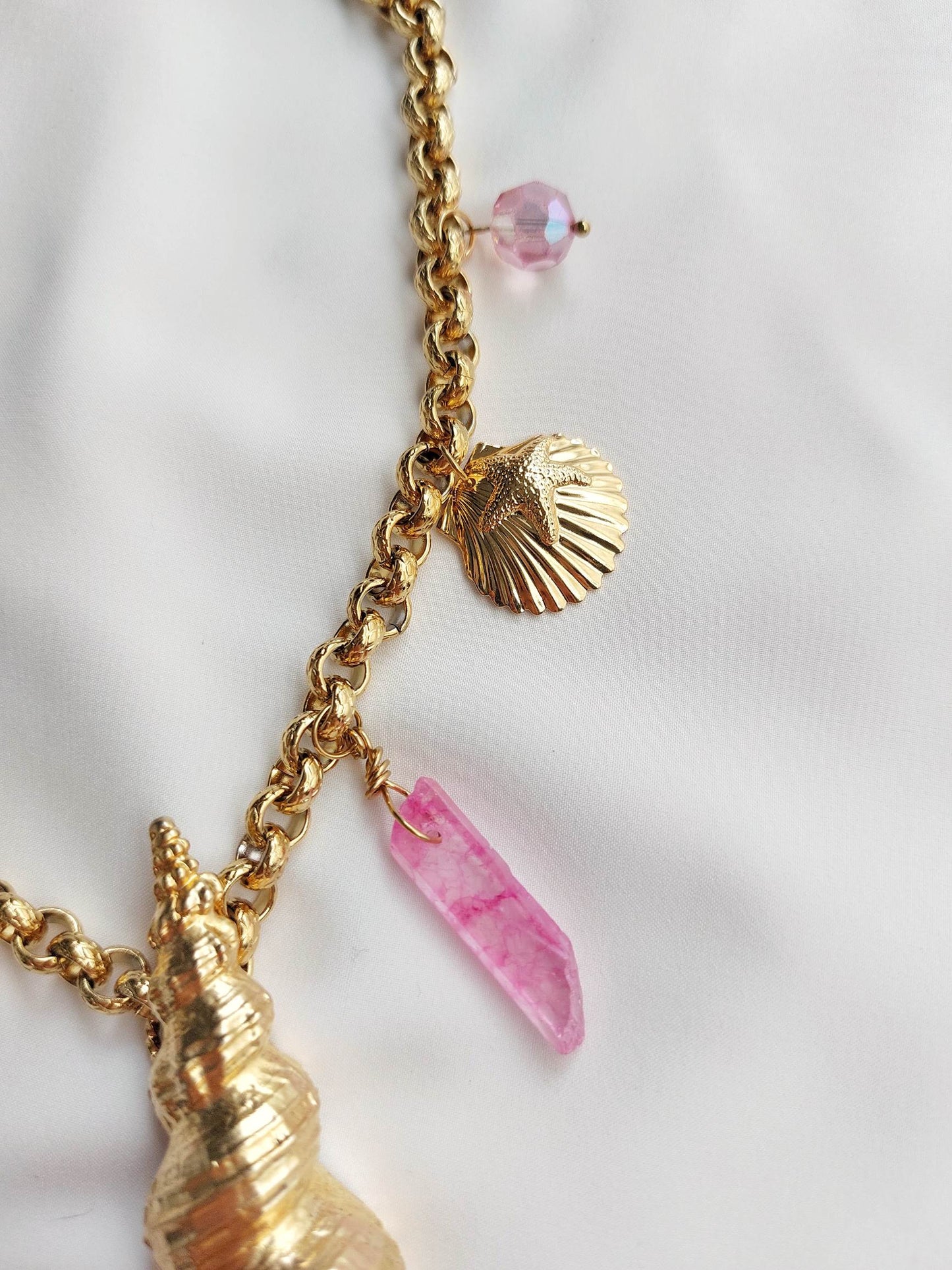 FORTUNE collier doré coquillage asymétrique