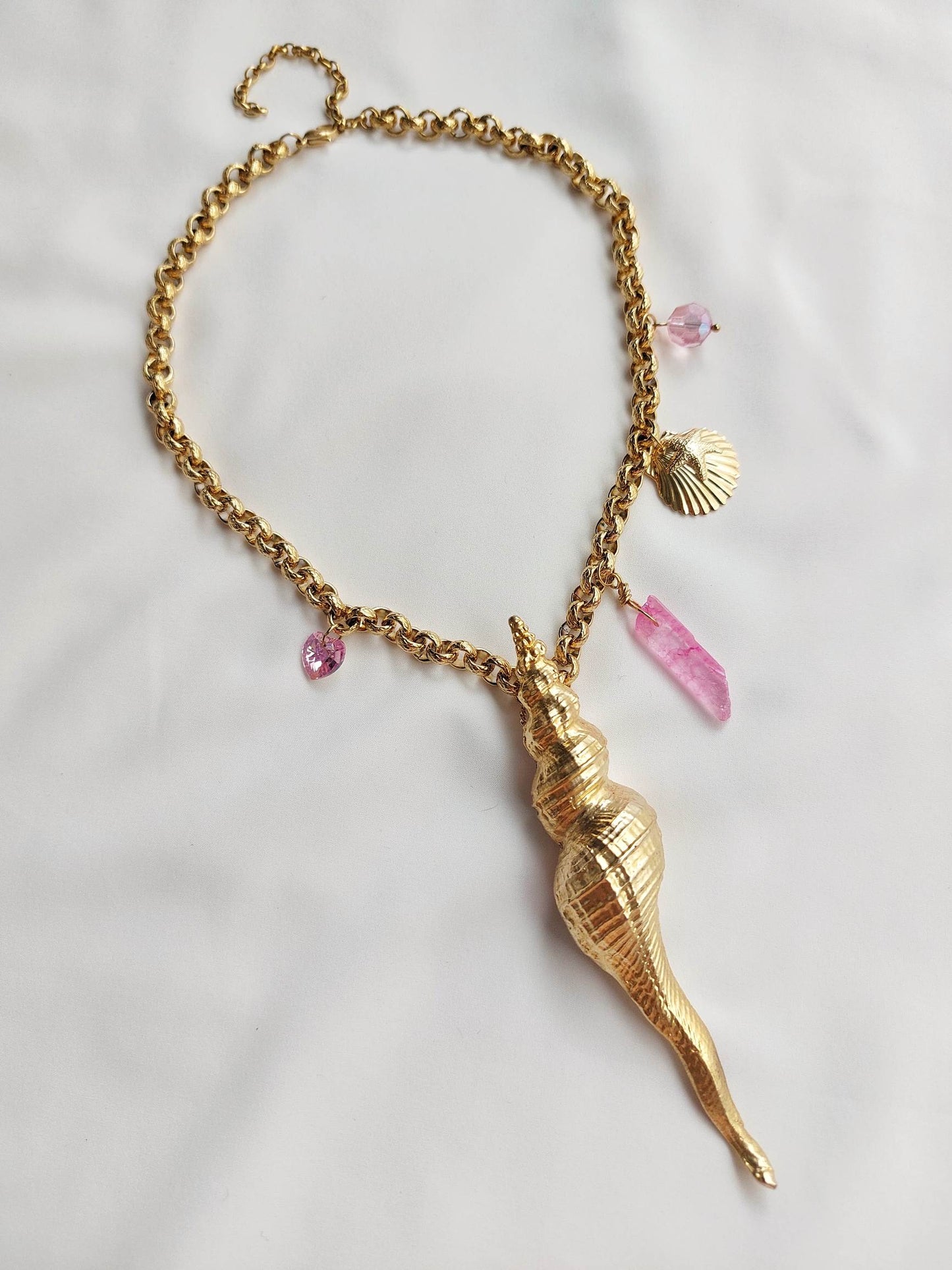 FORTUNE collier doré coquillage asymétrique