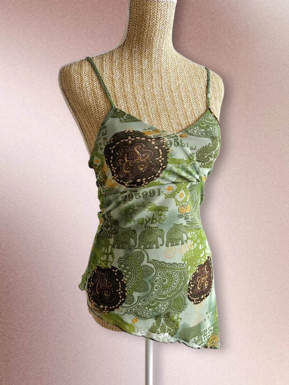 SAFRAN Red camisole with patterns and embroidery Size 36/38