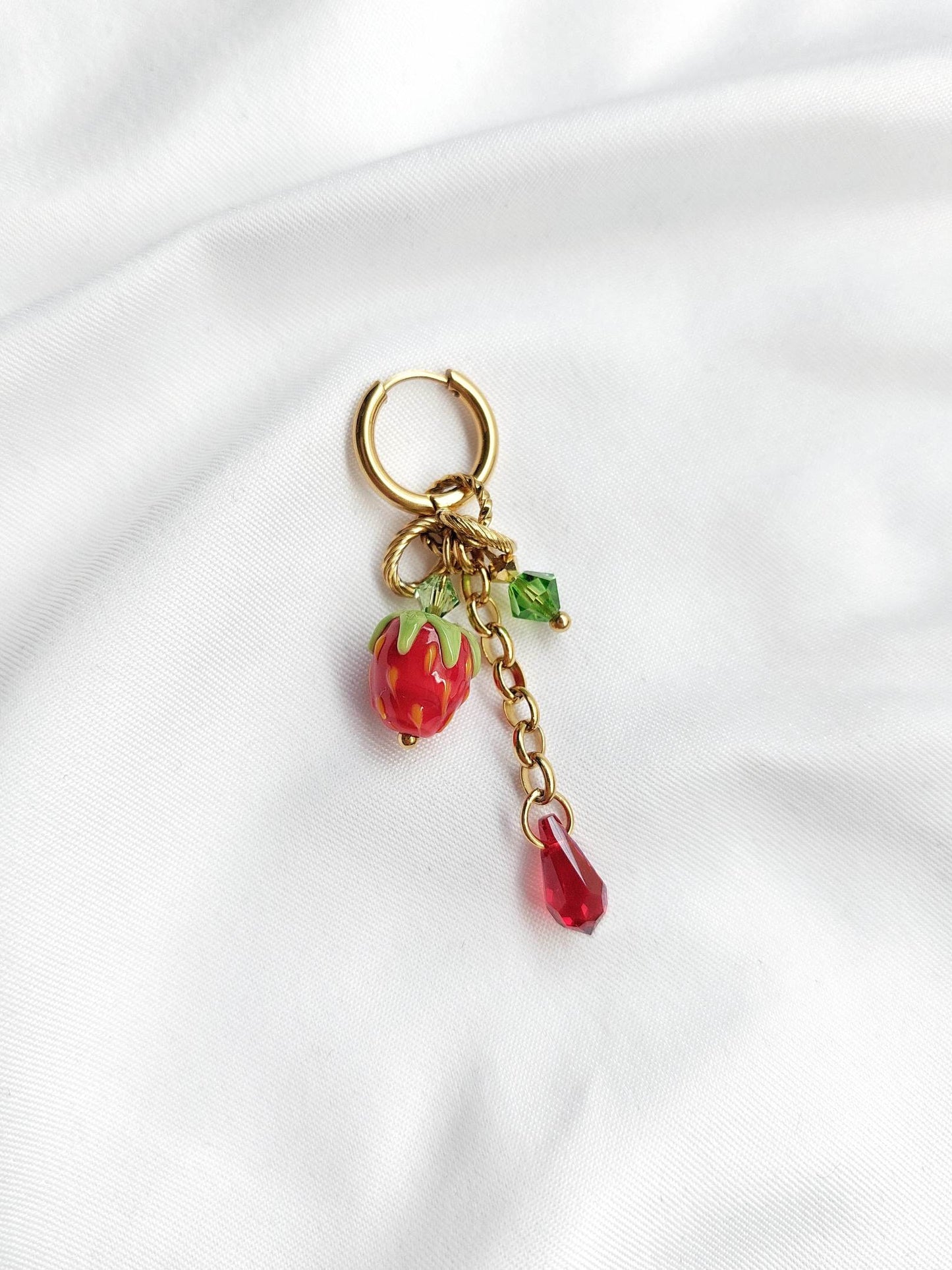 STRAWBERRY single-loop pearl strawberry