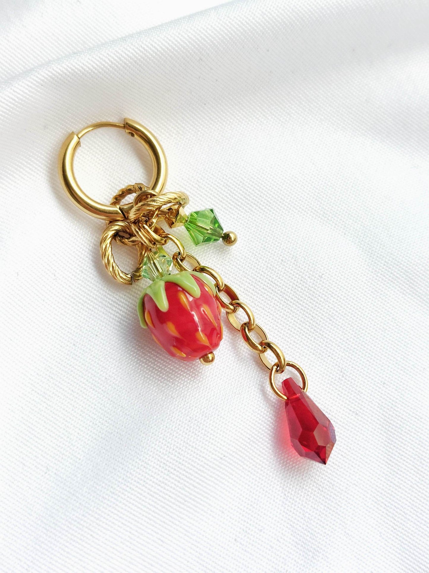 STRAWBERRY single-loop pearl strawberry