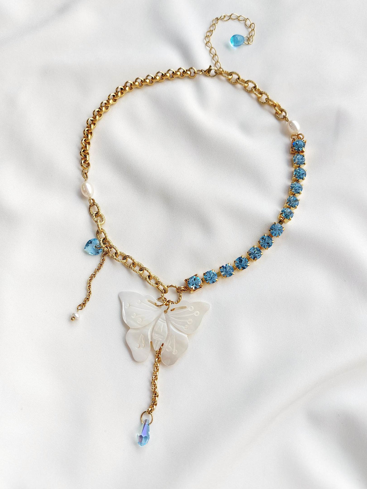 GRÂCE collier doré papillon