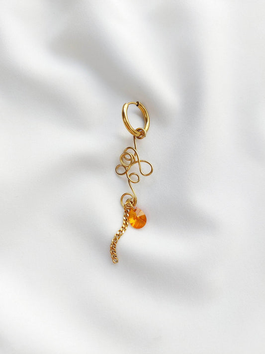 INFINITY single loop scroll and crystal