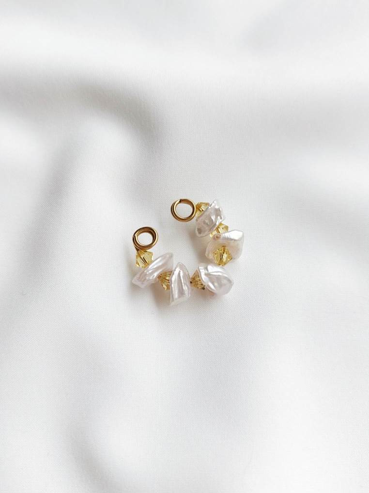 CARAÏBES cultured pearl ear cuff yellow version