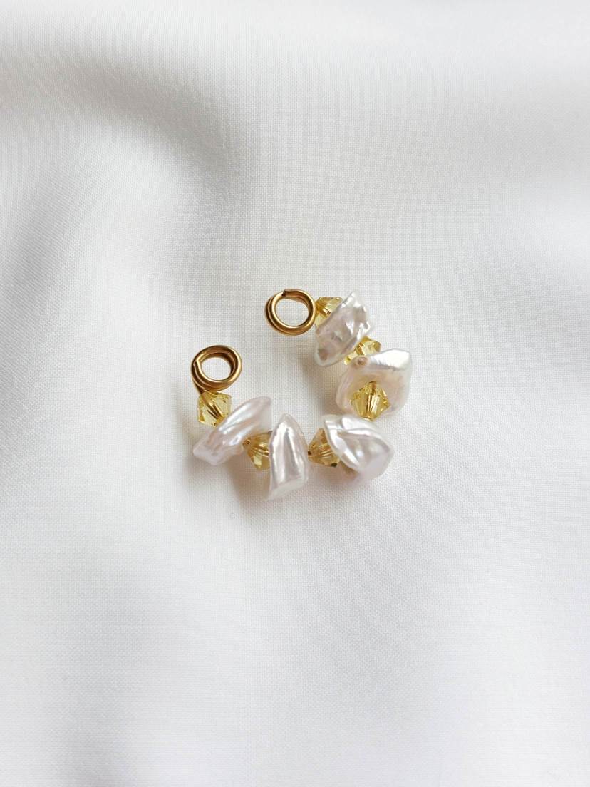 CARAÏBES cultured pearl ear cuff yellow version