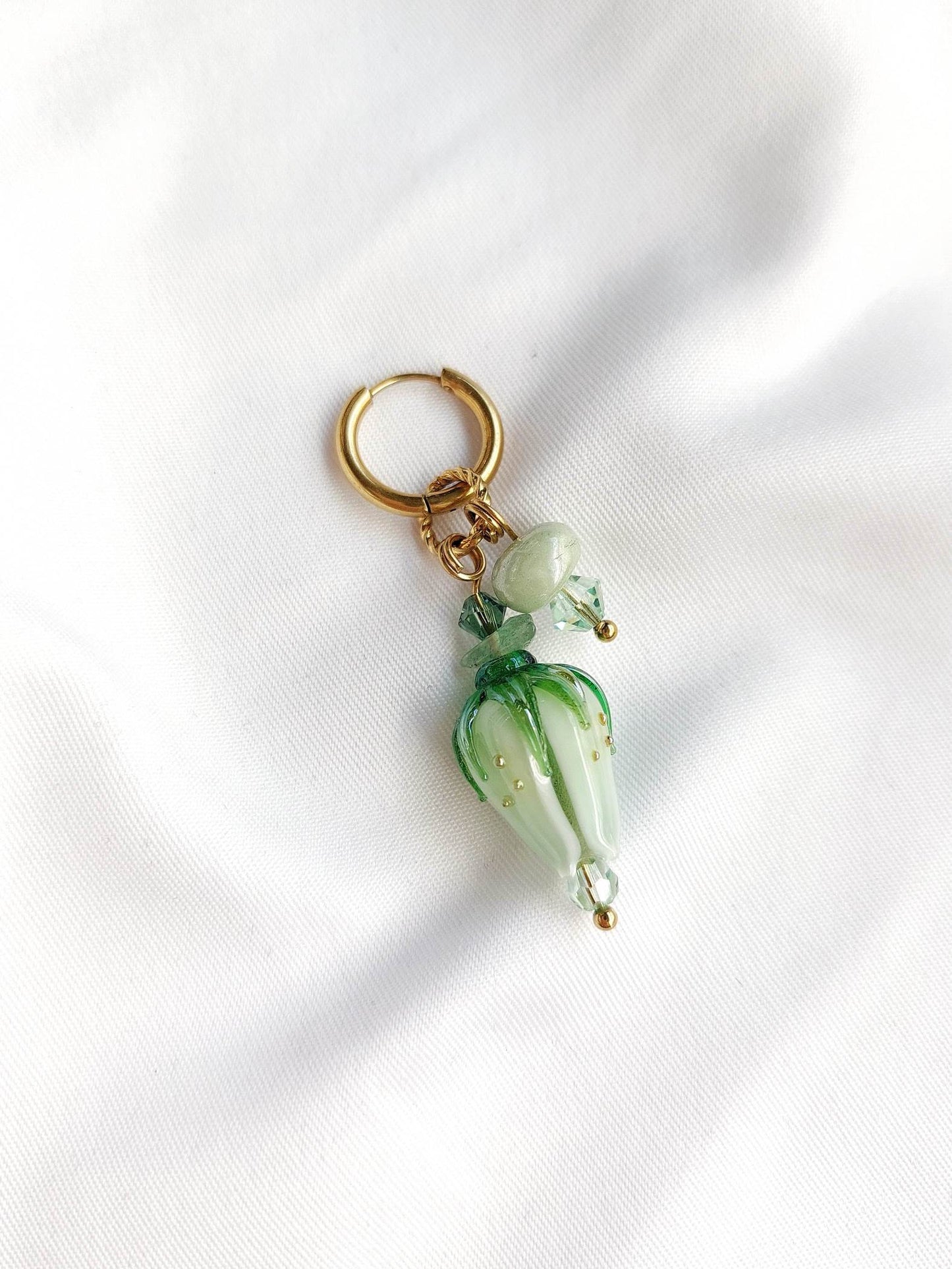 GREEN FLOWER single loop EARRINGS