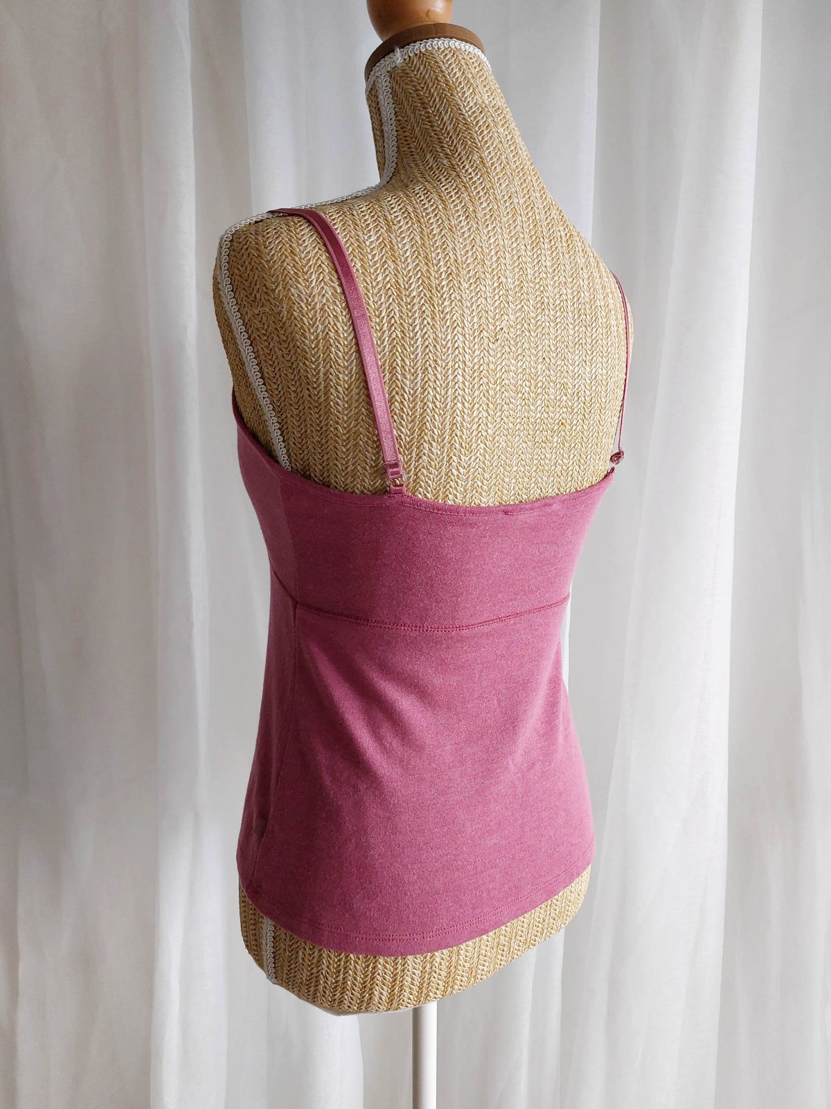 LOLITA débardeur caraco vieux roses avec broderies T.36