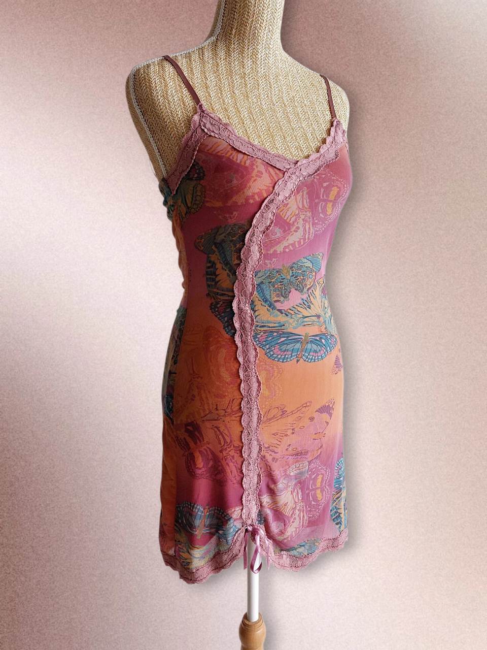 SAFRAN Red camisole with patterns and embroidery Size 36/38