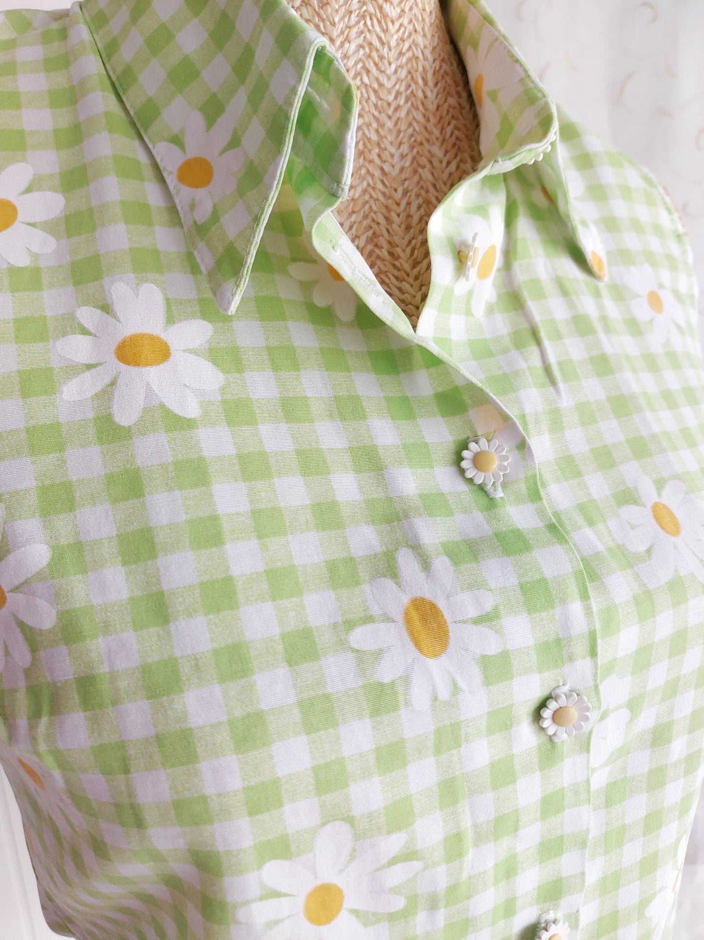 PICNIC sleeveless gingham and floral blouse size 36/38