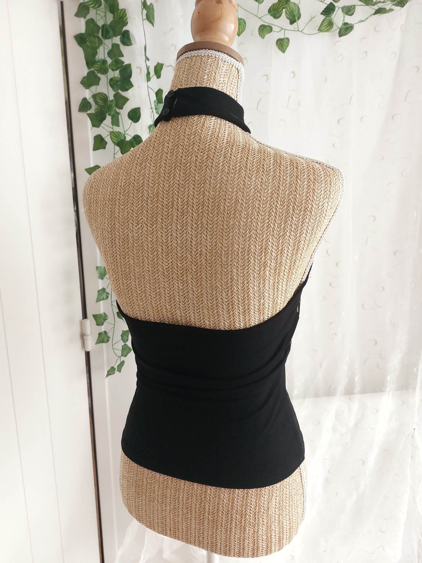BRISE NOCTURNE black halter neck top with floral pattern, size XS/S