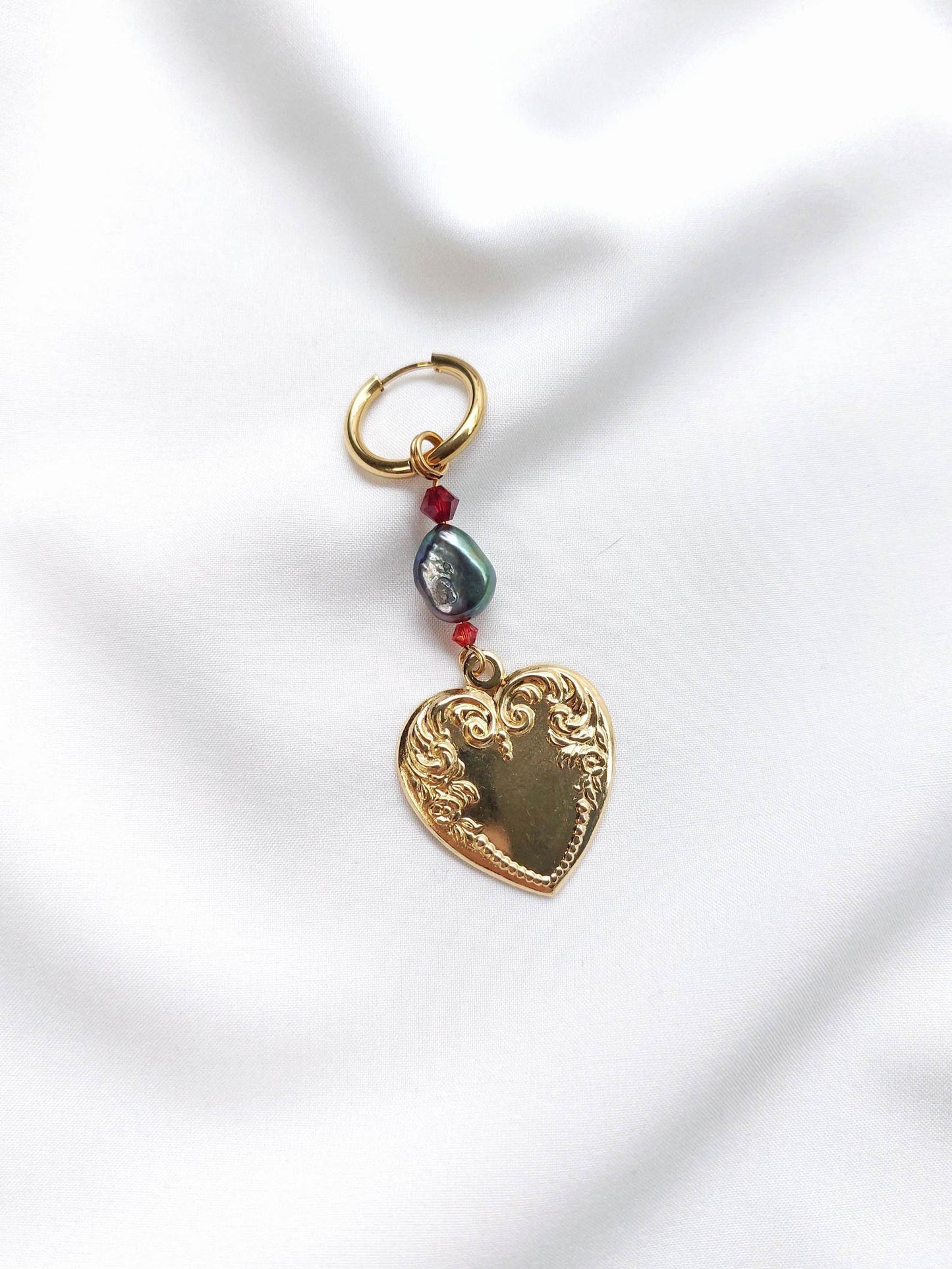 NARCISSE single baroque heart earring