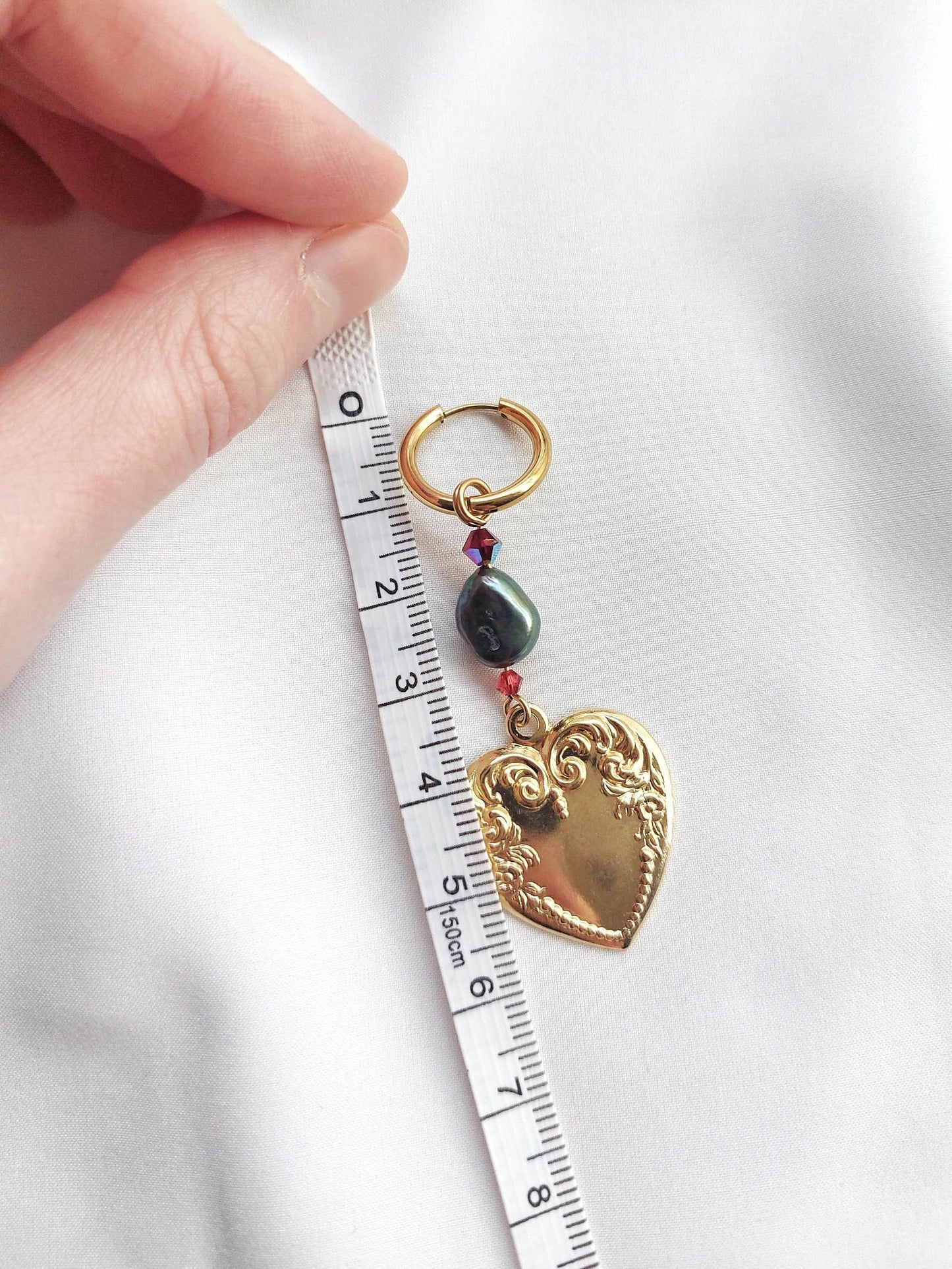 NARCISSE single baroque heart earring