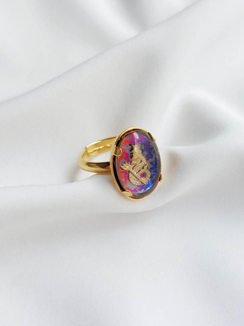 NEPTUNE Gold ring with triton
