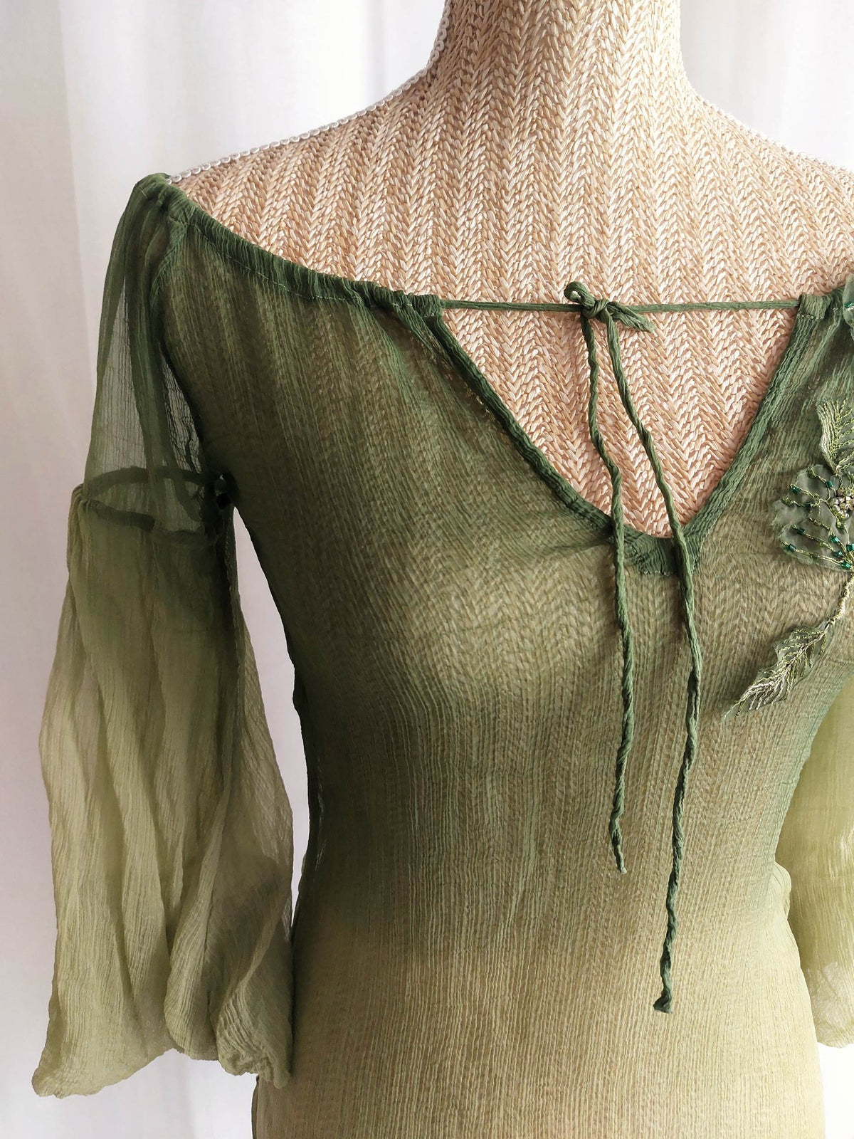 NOLWENN tunique Miss sixty verte avec broderies T.36
