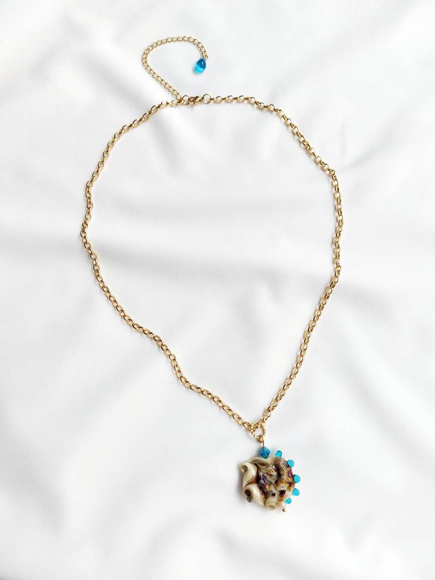 OCEAN gold plated shell necklace
