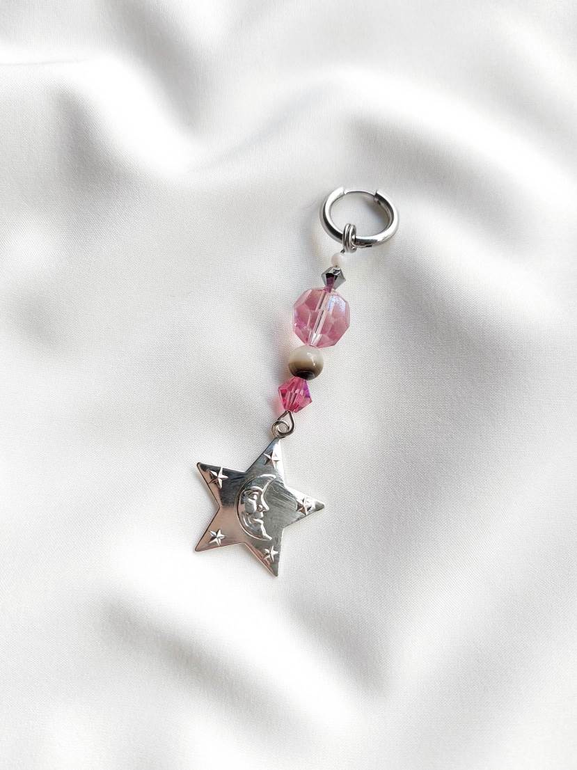 ODYSSEY single loop star and pink pearls