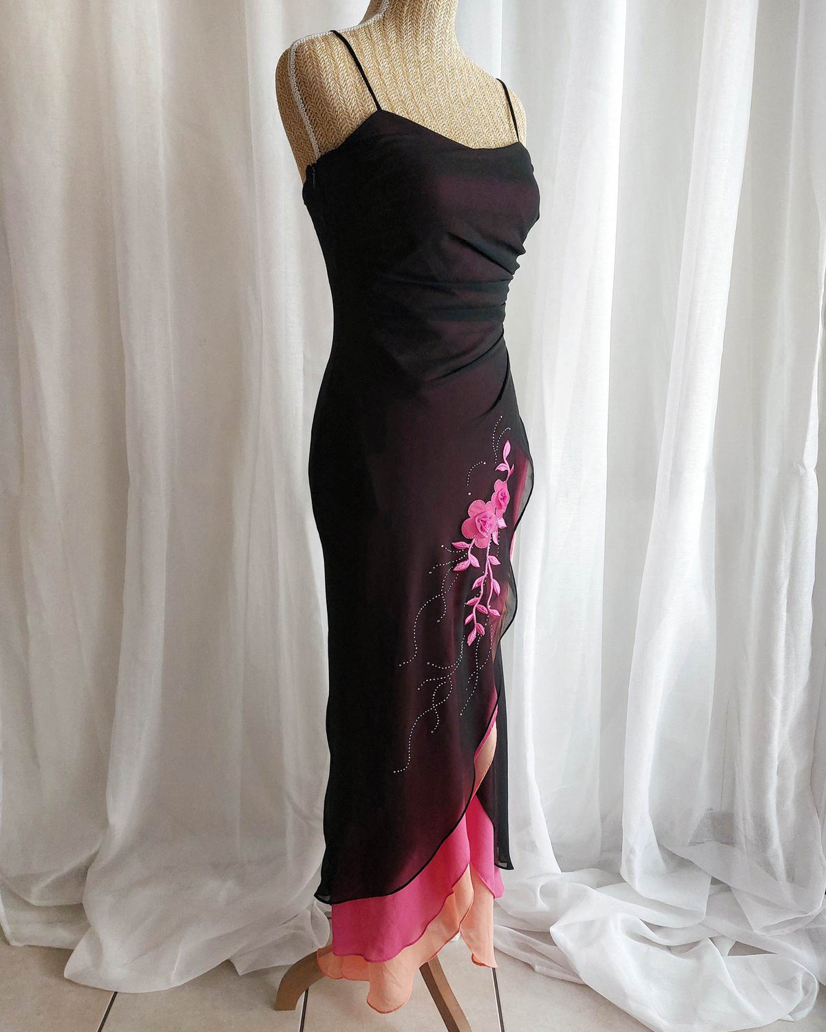 PARADISE EVENING robe de soirée avec fleurs et strass T.34/36