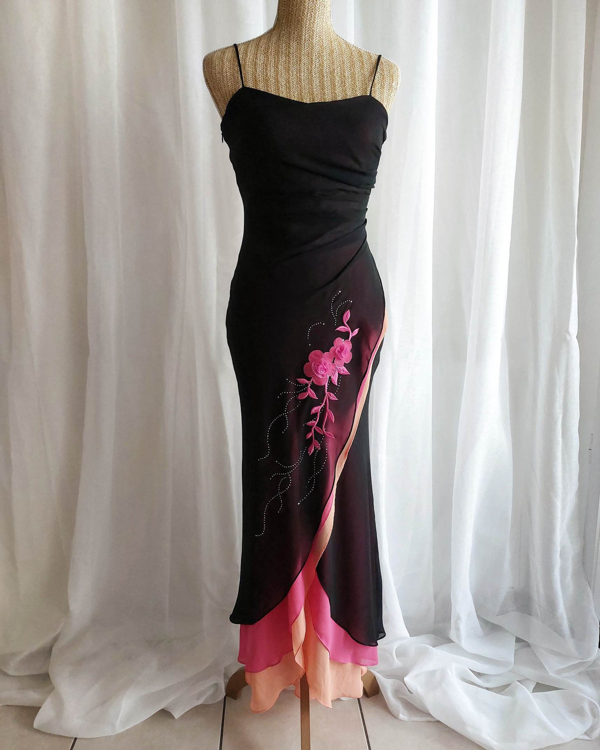 PARADISE EVENING robe de soirée avec fleurs et strass T.34/36