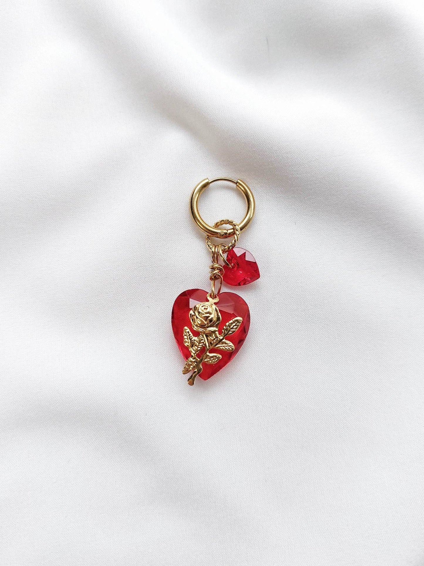 PASSIONATA gold and red single loop earring