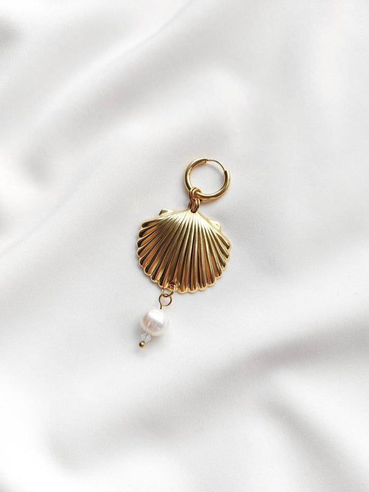 PERLA single pearl and shell earring