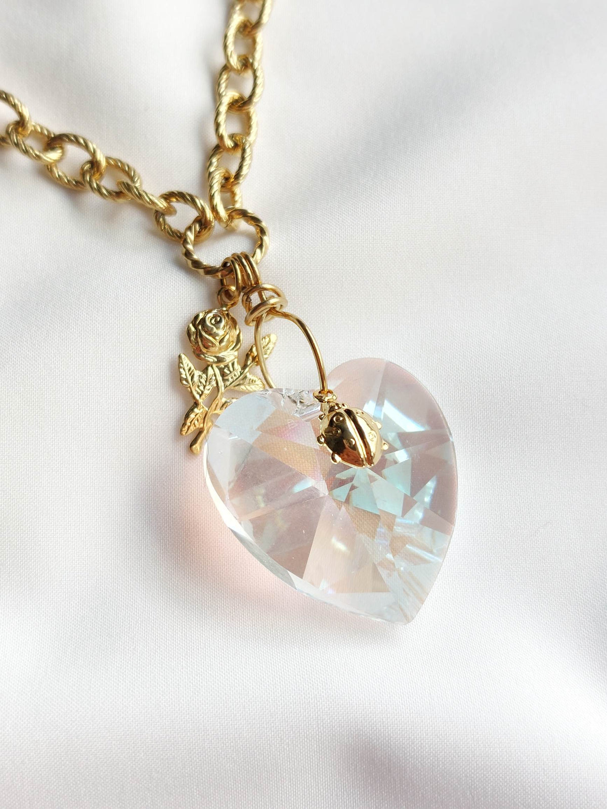 PORTAIL collier doré cœur cristal