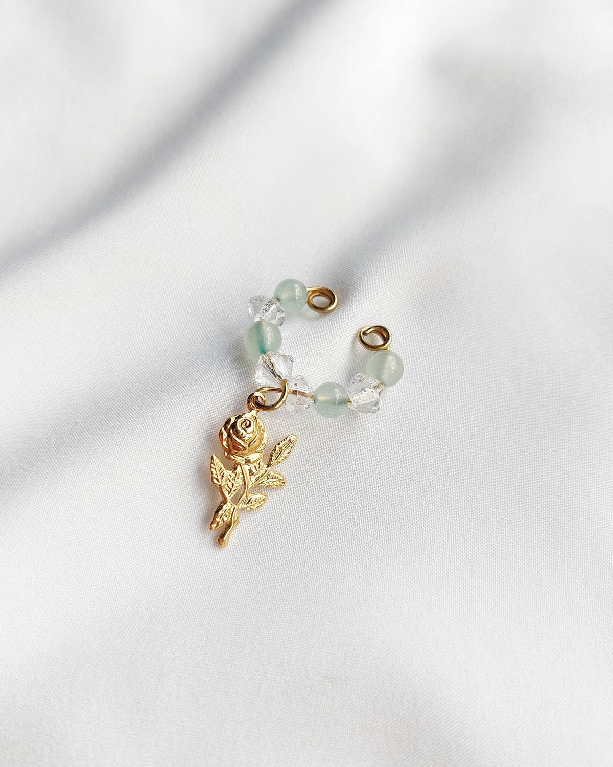 PROMESSE earcuff vert avec rose